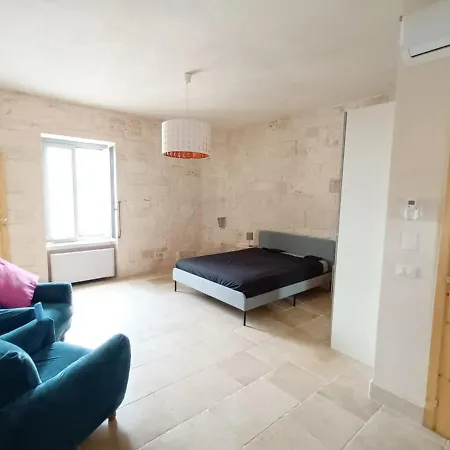 Maison Dei Saraceni - Su Due Livelli فندق مبيت وإفطار